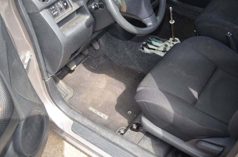 center console was still out drying, it was *nasty* once I pulled it apart.